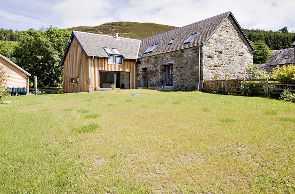 Barn Mains of Orchil